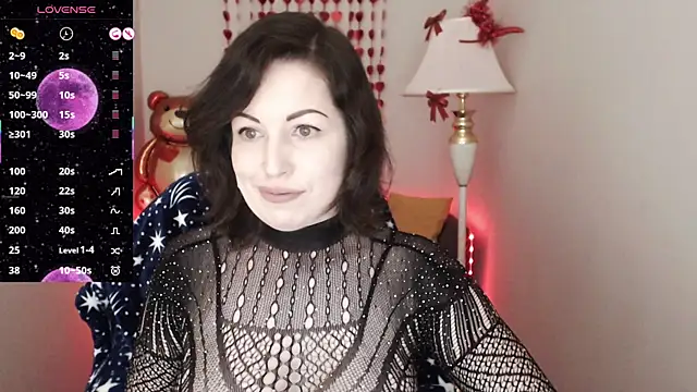 Emily Midlton online show from 03.04.25