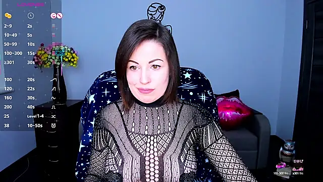 Emily Midlton online show from 03.05.25