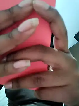 Snapshot of Berry_Bans chatting on 03.03.25 Berry Bans online show from 03.03.25