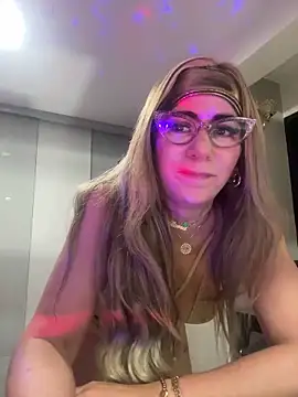 LARIANA RIVERA23 online show from 02.05.25