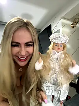 LARIANA RIVERA23 online show from 12.04.25