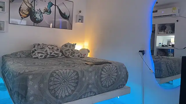 wendy alejo1712 online show from 02.05.25