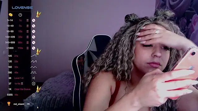  Just a queen 3 online show from 01.24.25