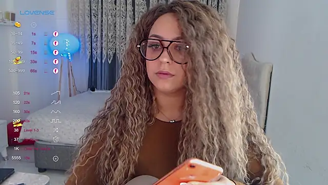  Just a queen 3 online show from 11.18.25