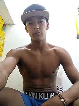 Snapshot of Demiansteven2 chatting on 12.28.24 Demiansteven2 online show from 12.28.24