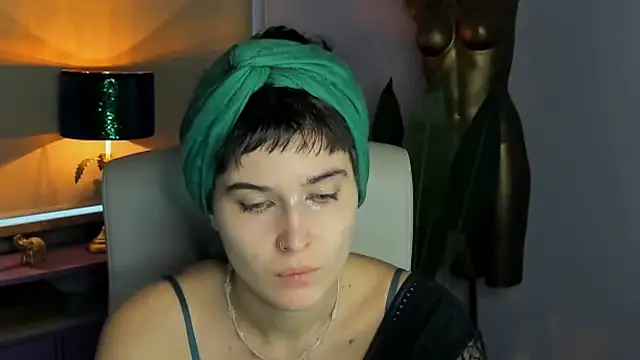 sarah perfect online show from 10.06.25