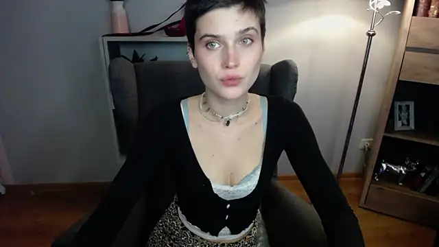 sarah perfect online show from 12.14.25