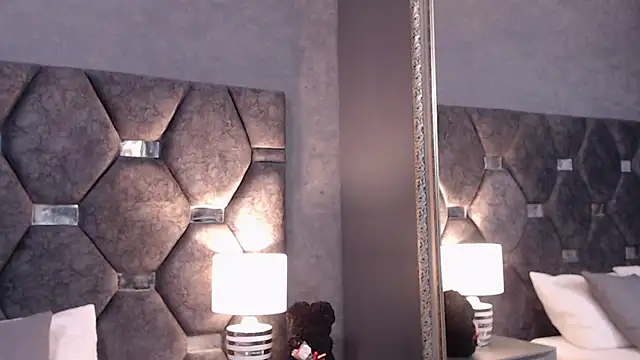 ScarletLenox online show from 02.16.26