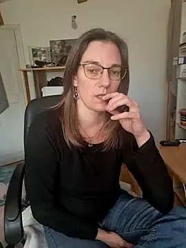 SpiceLea online show from 01.07.25