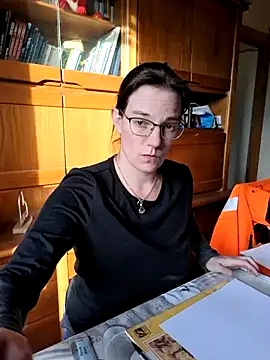 SpiceLea online show from 01.18.25