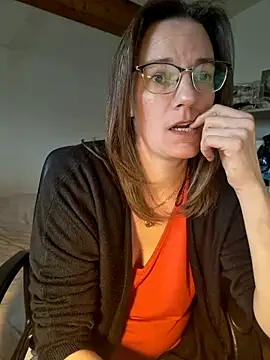 SpiceLea online show from 02.20.25