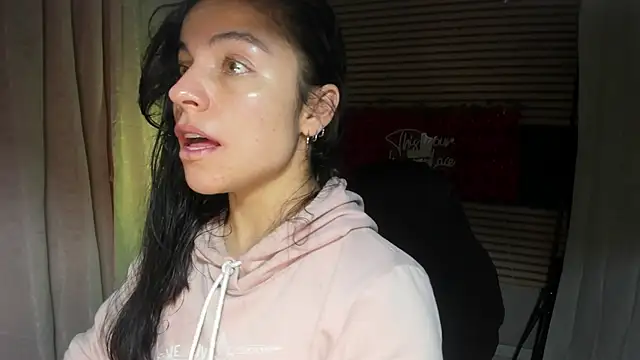 rosse 2504 online show from 10.22.25