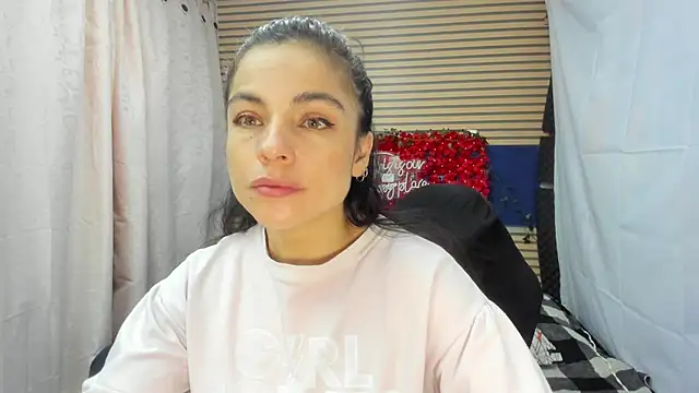 Snapshot of rosse_2504 chatting on 06.02.26 rosse 2504 online show from 06.02.26