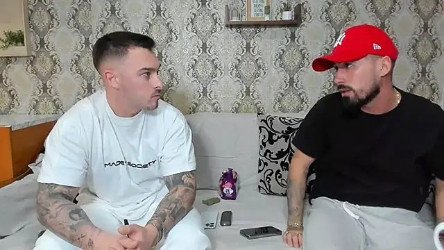 Snapshot of Jonmusclemaster chatting on 01.08.25 Jonmusclemaster online show from 01.08.25