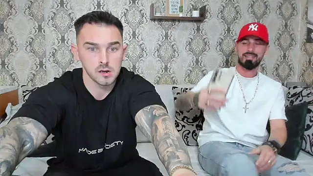 Snapshot of Jonmusclemaster chatting on 01.09.25 Jonmusclemaster online show from 01.09.25