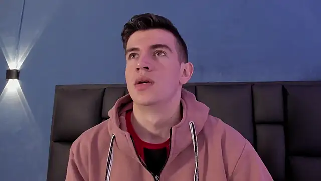 MikaelSlow online show from 11.14.25