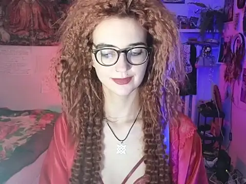 Snapshot of TatianaRomanov chatting on 04.11.26 TatianaRomanov online show from 04.11.26
