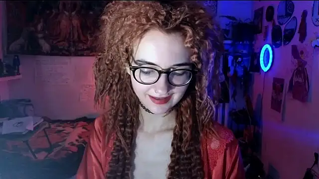 Snapshot of TatianaRomanov chatting on 04.12.26 TatianaRomanov online show from 04.12.26