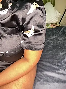 nur lin online show from 10.29.25