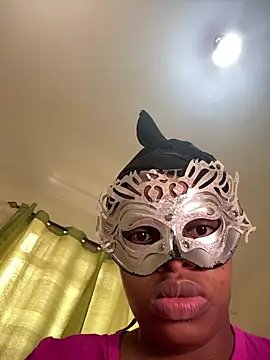 nur lin online show from 04.18.26