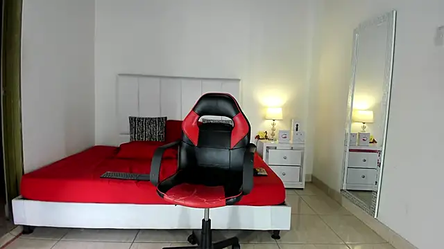 Snapshot of MarilynDavies chatting on 01.11.25 MarilynDavies online show from 01.11.25