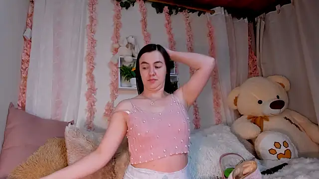 Snapshot of Idara_and_Edahi01 chatting on 11.07.25 Idara and Edahi01 online show from 11.07.25