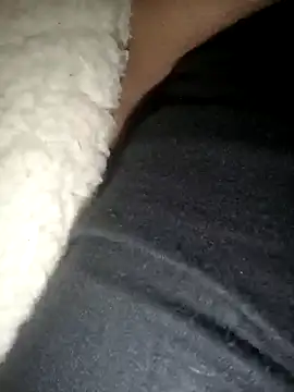 Fatina111 online show from 12.31.24