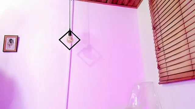 GENNESIS LOVE online show from 12.19.25