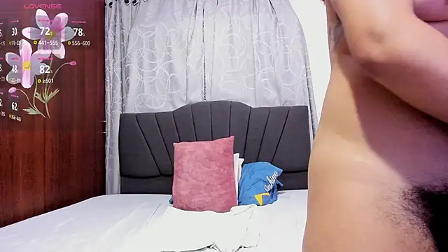 Snapshot of sharon_cambell_ chatting on 10.04.25 sharon cambell online show from 10.04.25