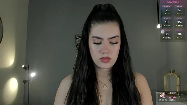 Snapshot of AngelicaVega chatting on 02.11.25 AngelicaVega online show from 02.11.25