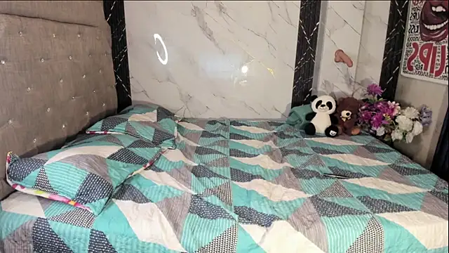 tattys sexy online show from 04.18.26