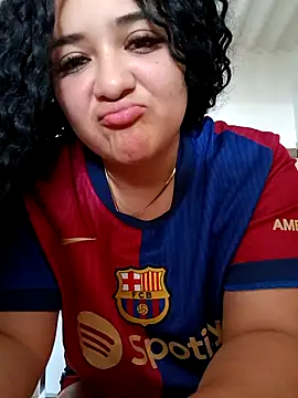 Snapshot of Liancy chatting on 12.24.24 Liancy online show from 12.24.24