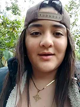 Snapshot of Liancy chatting on 02.06.25 Liancy online show from 02.06.25