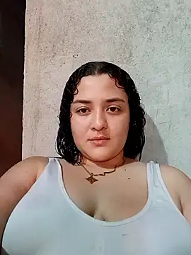 Snapshot of Liancy chatting on 09.19.25 Liancy online show from 09.19.25