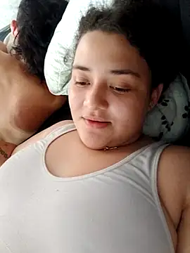 Snapshot of Liancy chatting on 10.05.25 Liancy online show from 10.05.25