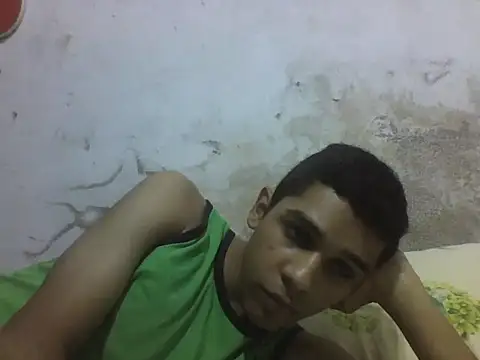 Snapshot of Leopardogonza chatting on 05.20.26 Leopardogonza online show from 05.20.26