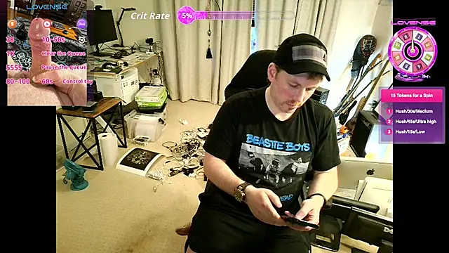 Snapshot of Rock_Pierce chatting on 05.15.26 Rock Pierce online show from 05.15.26