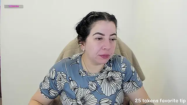 Snapshot of Im_coco chatting on 01.23.25 Im coco online show from 01.23.25