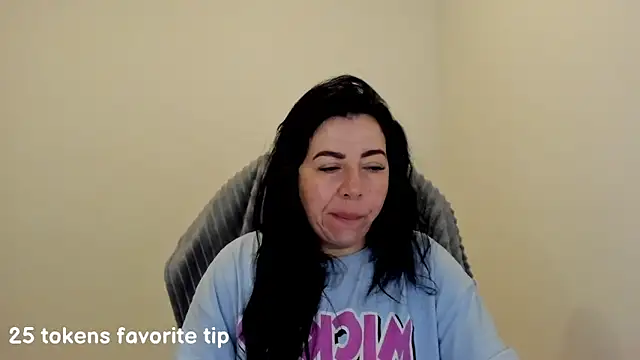 Snapshot of Im_coco chatting on 03.02.25 Im coco online show from 03.02.25