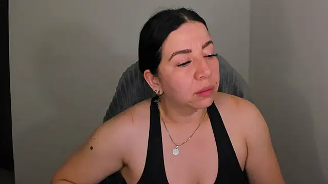 Snapshot of Im_coco chatting on 10.10.25 Im coco online show from 10.10.25