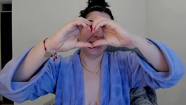 Snapshot of Im_coco chatting on 10.12.25 Im coco online show from 10.12.25