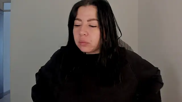 Snapshot of Im_coco chatting on 10.30.25 Im coco online show from 10.30.25