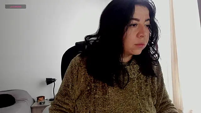 Snapshot of Im_coco chatting on 11.16.25 Im coco online show from 11.16.25