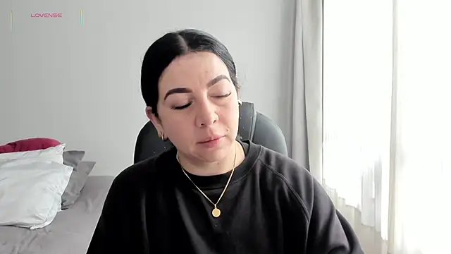 Snapshot of Im_coco chatting on 11.19.25 Im coco online show from 11.19.25