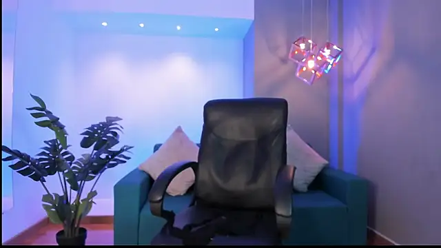 Snapshot of IsabellaaJoness chatting on 03.12.25 IsabellaaJoness online show from 03.12.25