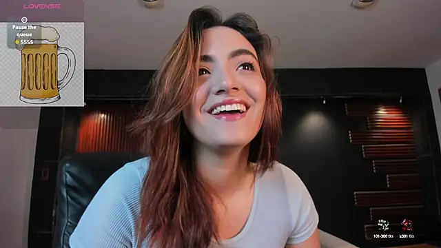 Snapshot of IsabellaaJoness chatting on 09.27.25 IsabellaaJoness online show from 09.27.25