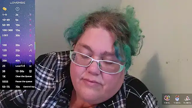 EmberCum online show from 09.30.25