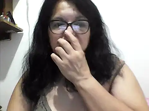 kassandra02 online show from 02.17.25