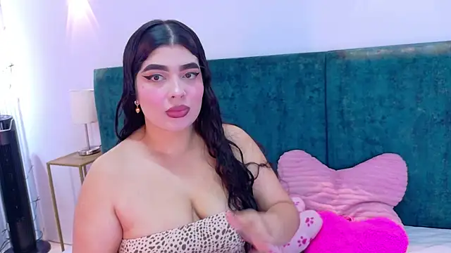 AgathaLynx online show from 10.11.25