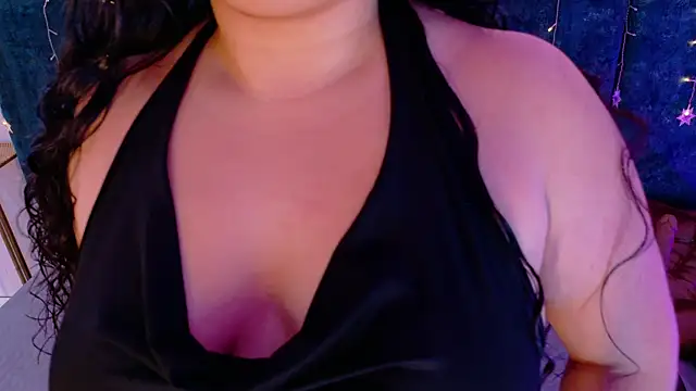 AgathaLynx online show from 12.18.25